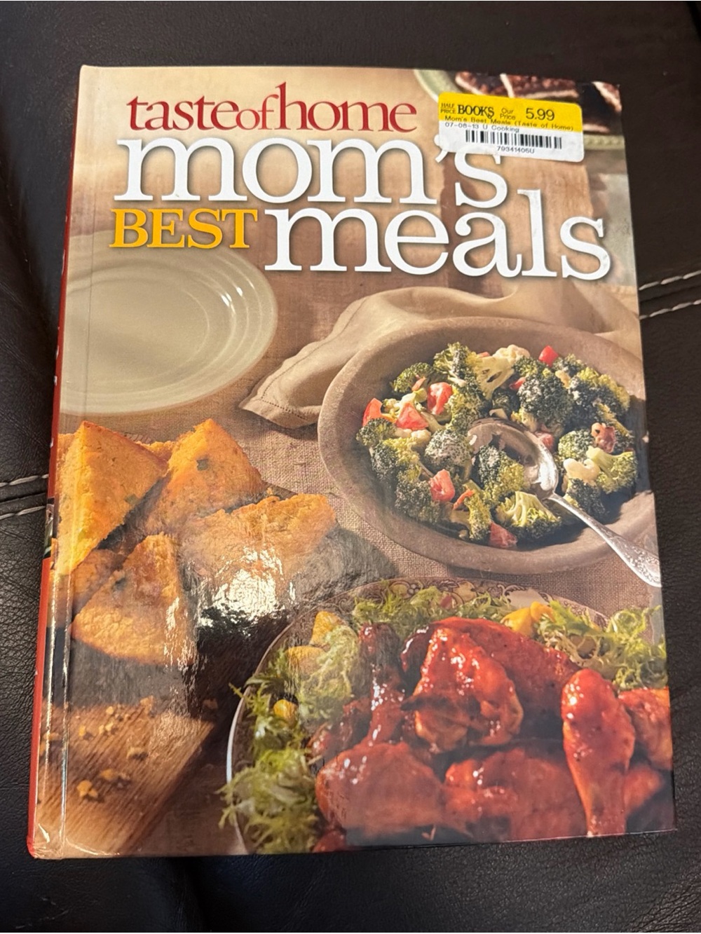Taste of Home Mom's Best Meals Cookbook - Red & Yellow Accents
